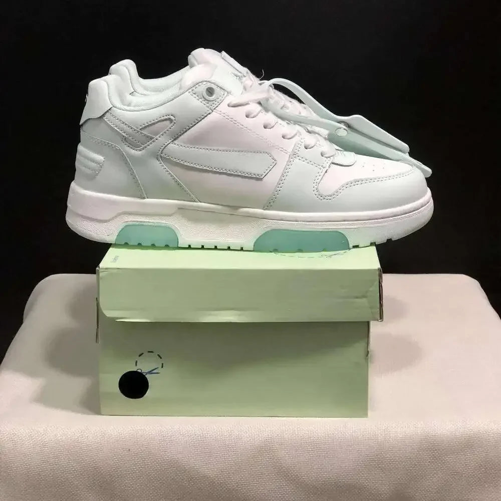 2025 Fashion Mens/Womens Slim Arrow Sports Shoe